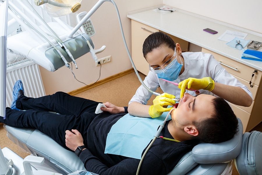 5 Scenarios that Lead to Tooth Extraction